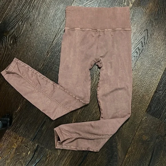 FP Movement Happiness High-Rise 7/8 Length Good Karma Leggings in Nutmeg M/L - Picture 2 of 14